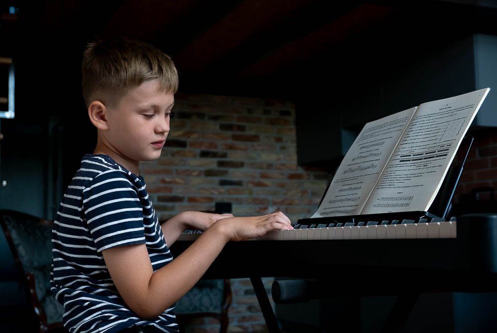 Lekcja gry na instrumentach